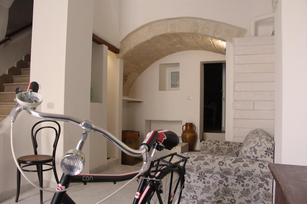 Palazzo Manfredi - Bed And Breakfast モノーポリ エクステリア 写真